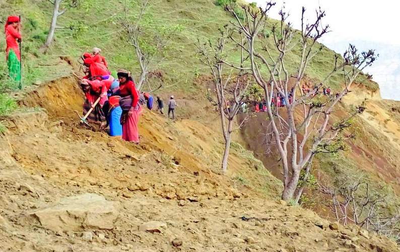 कालापहाड जाने युवाशक्तिलाई गाउँमै रोजगार दिने गाउँपालिकाको तयारी : वडाअध्यक्ष विश्वकर्मा