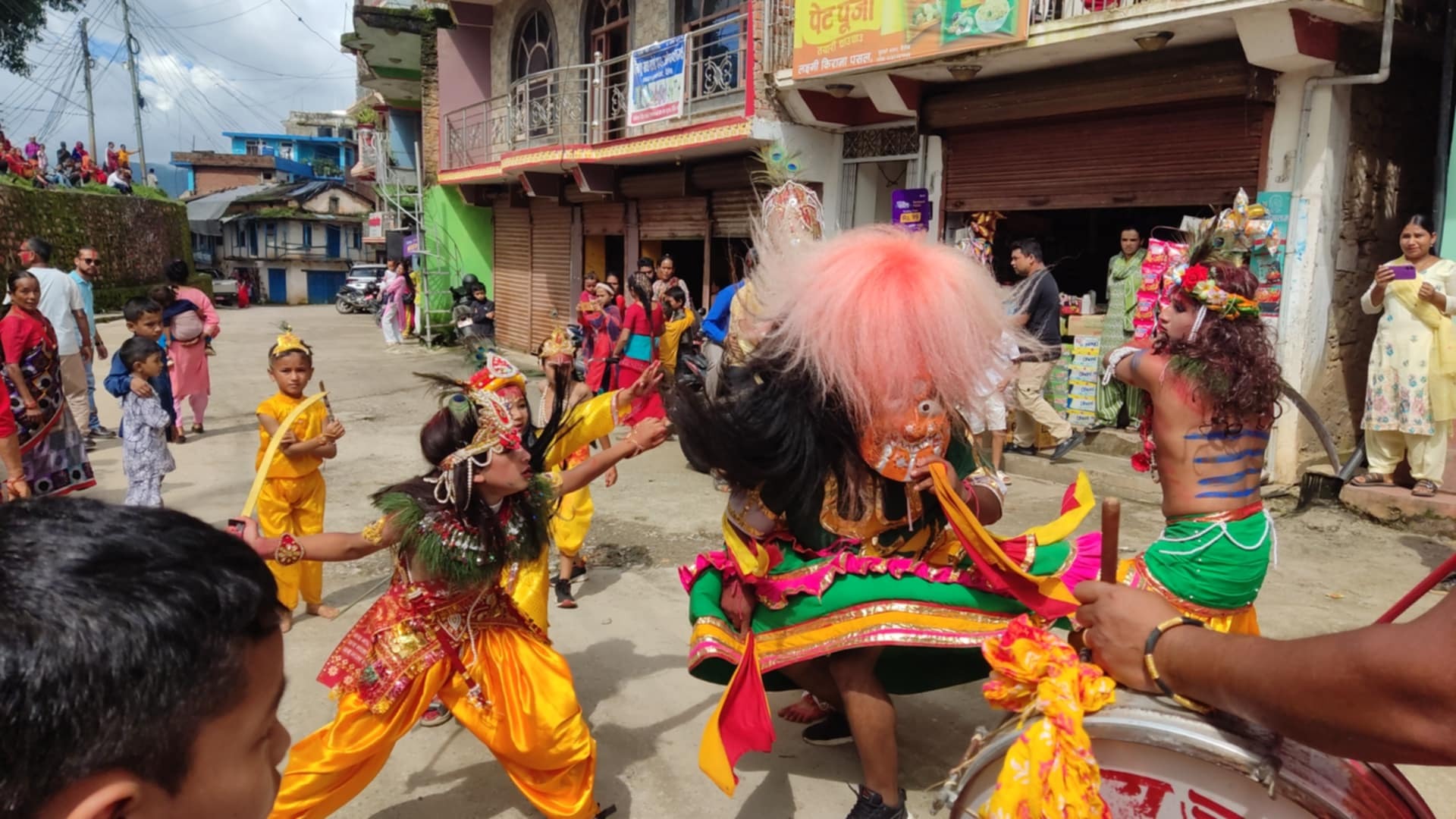एक महिने लामो वर्षे मेला सकियो